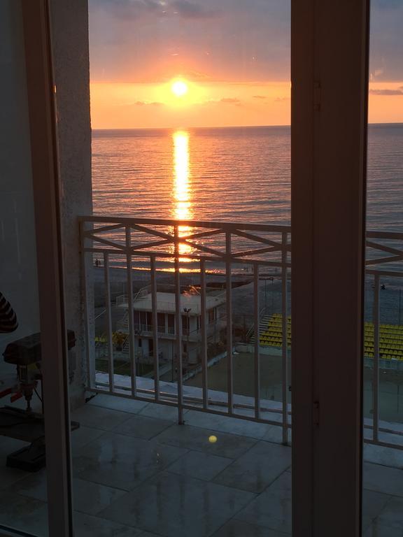 Apartment Magnolia Rustaveli 62 Батумі Номер фото