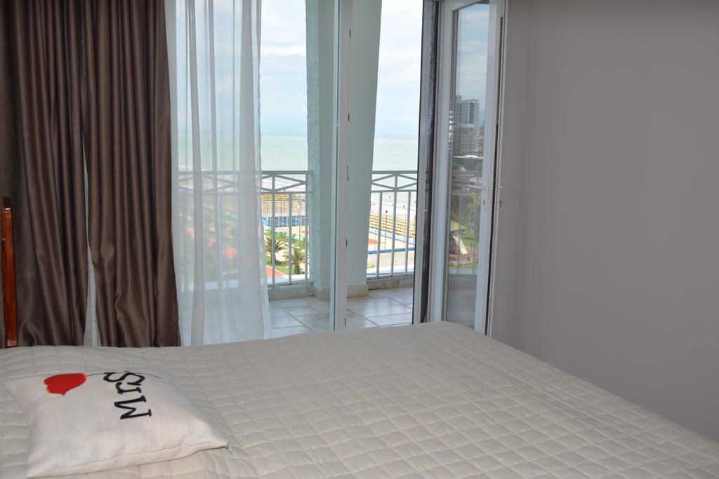 Apartment Magnolia Rustaveli 62 Батумі Екстер'єр фото