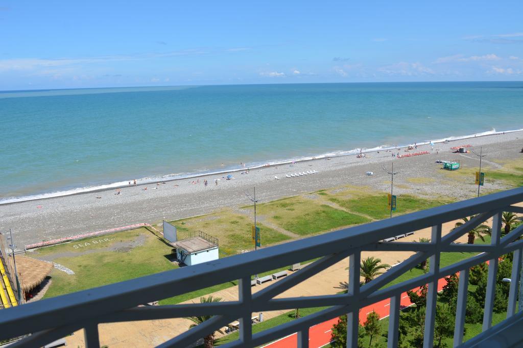 Apartment Magnolia Rustaveli 62 Батумі Екстер'єр фото