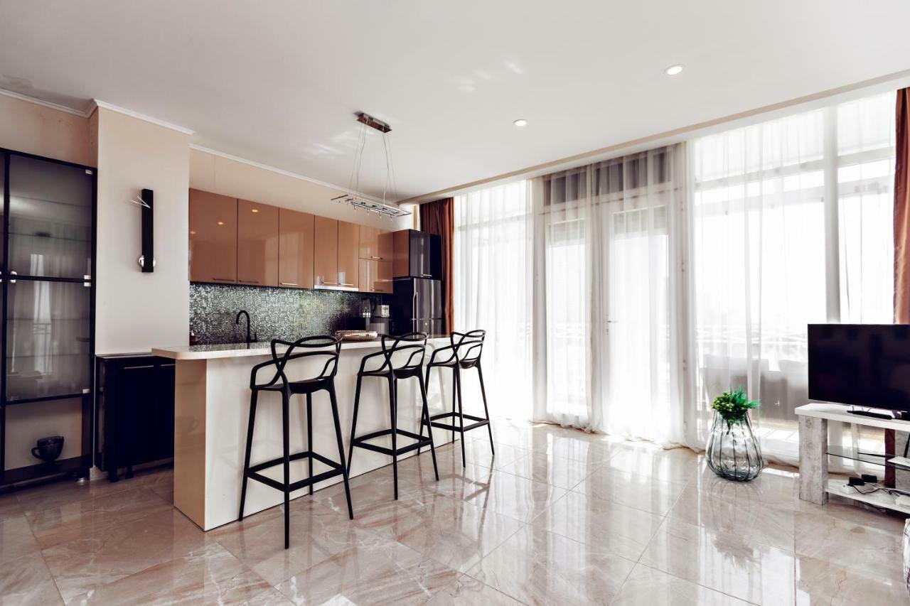 Apartment Magnolia Rustaveli 62 Батумі Екстер'єр фото