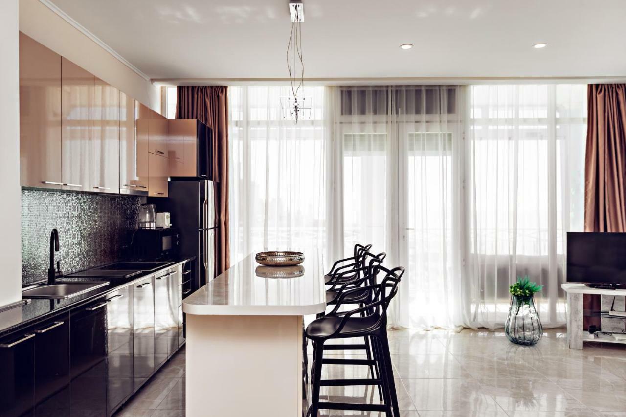 Apartment Magnolia Rustaveli 62 Батумі Екстер'єр фото