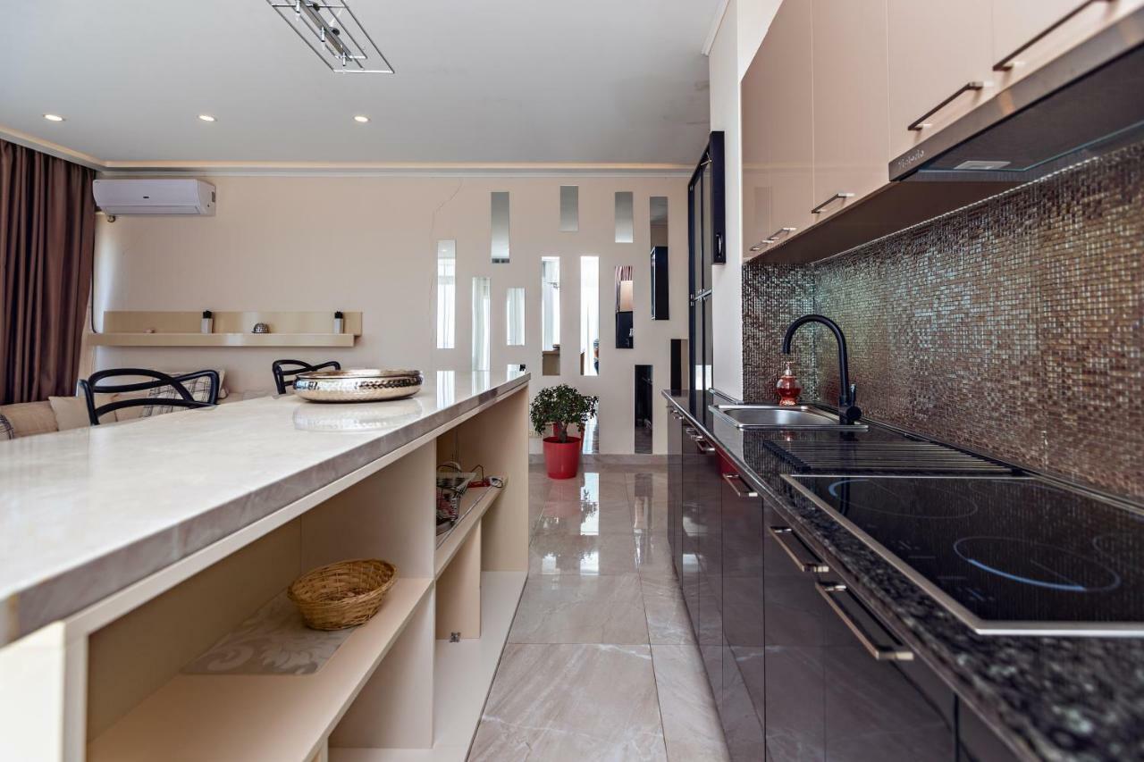 Apartment Magnolia Rustaveli 62 Батумі Екстер'єр фото