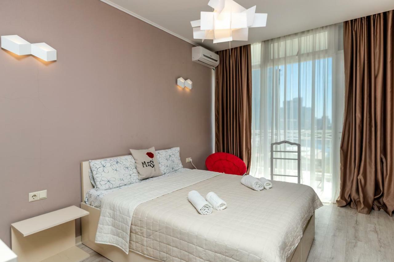 Apartment Magnolia Rustaveli 62 Батумі Екстер'єр фото